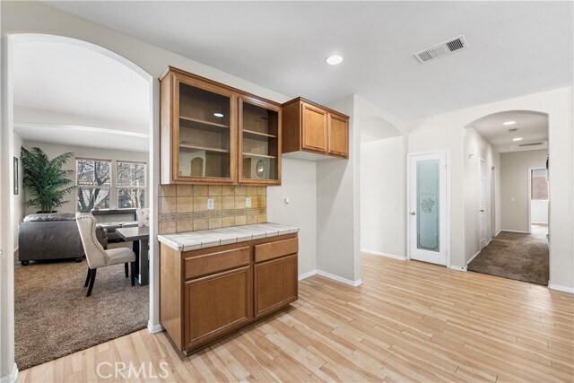 Building Photo - 39951 Capland Dr