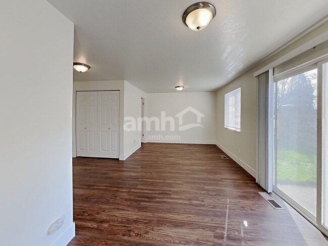 Building Photo - 16970 SW Steele Way