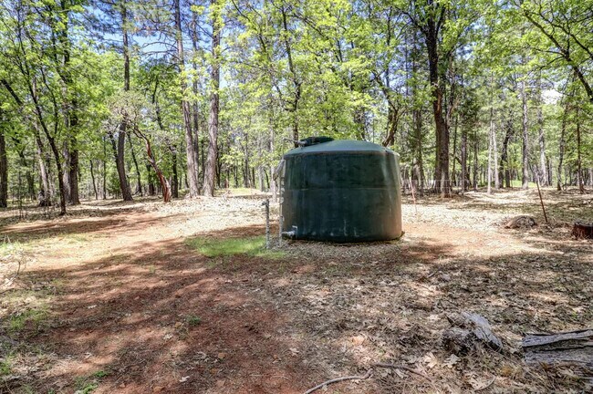 Building Photo - 30408 Whitmore Rd