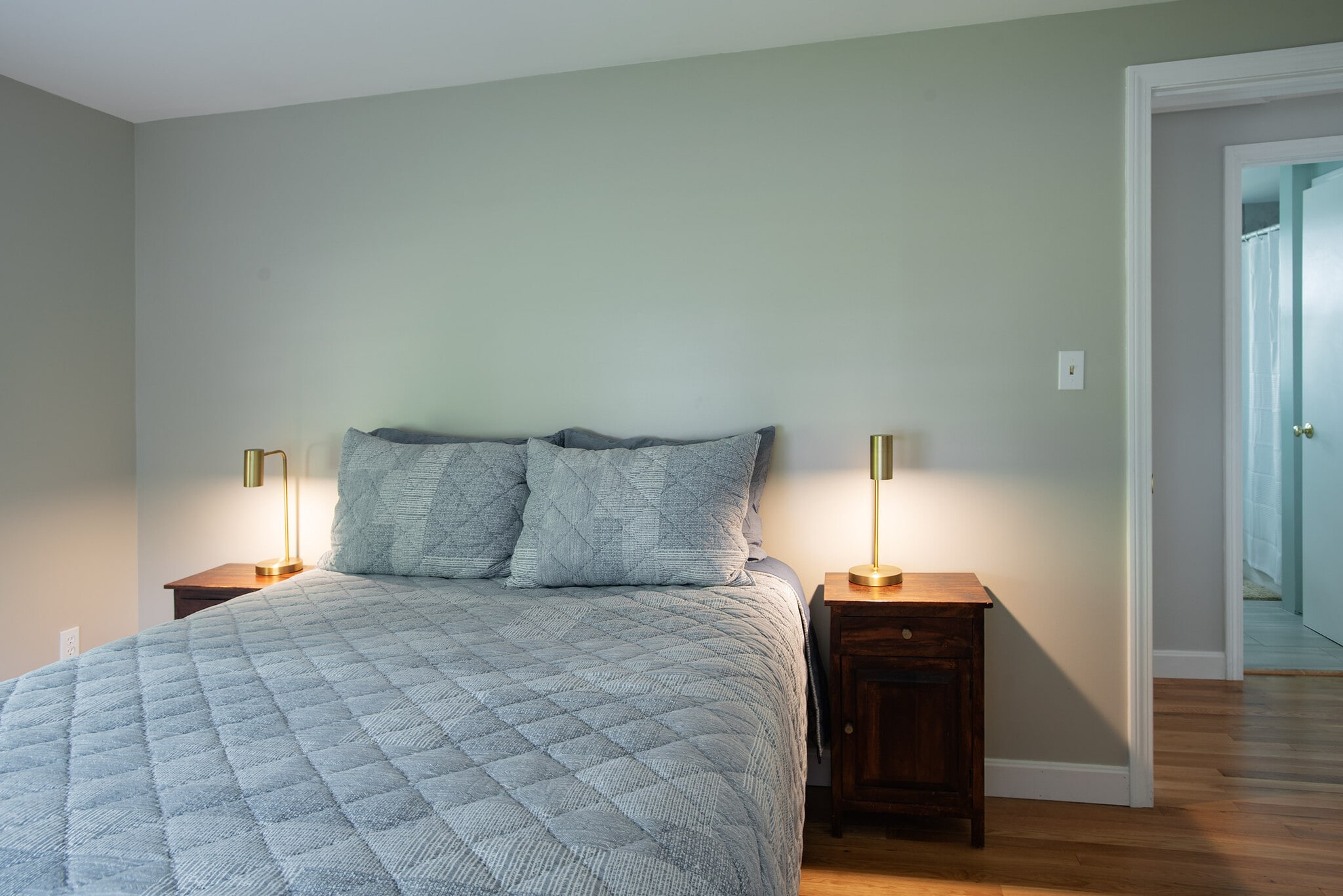 Building Photo - 18 Sandy Beach Rd