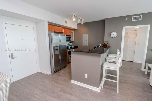 Building Photo - 325 S Biscayne Blvd