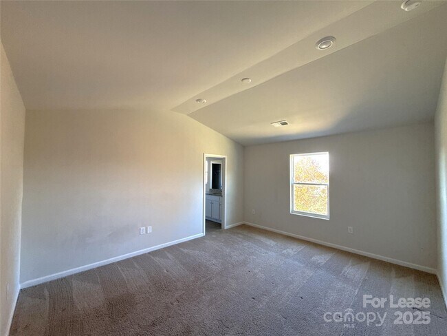 Building Photo - 3038 Trailblazer St