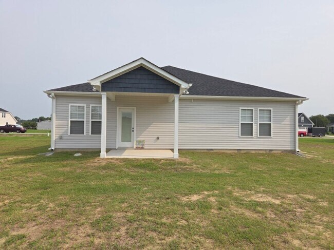 Building Photo - 104 Hudson Vlg Dr