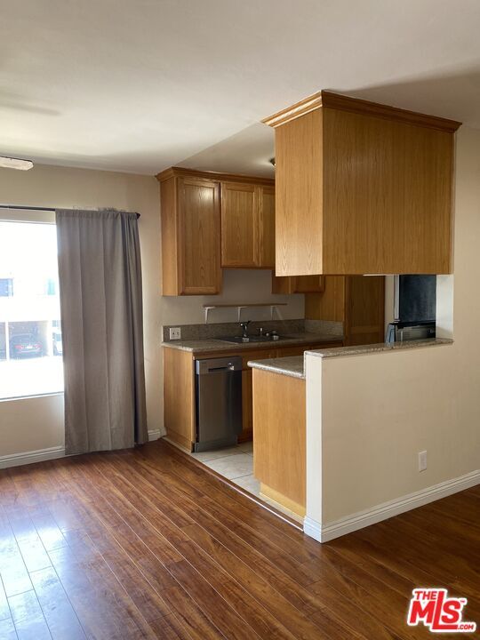 Building Photo - 1552 Brockton Ave