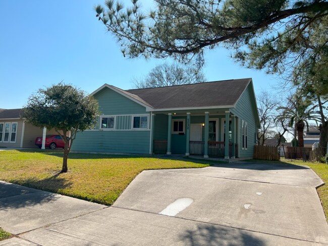 Building Photo - 5030 Marietta Ln