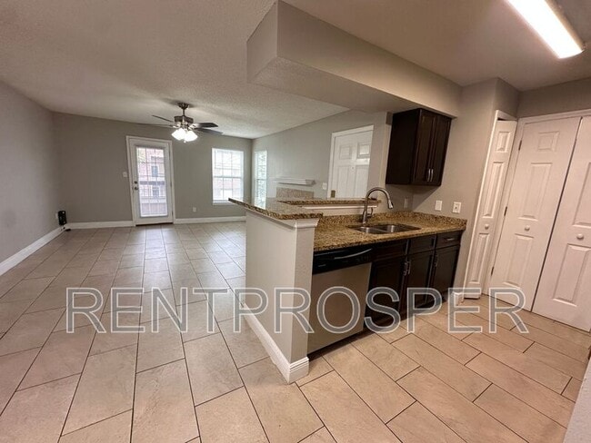 Building Photo - 5600 Devonbriar Way