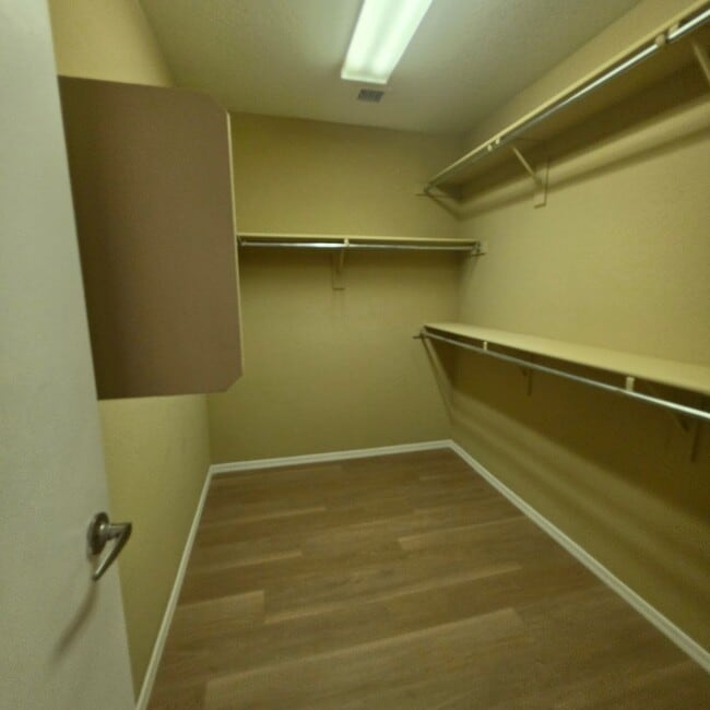 Building Photo - 18418 W Westfall Way