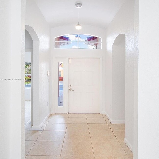 Building Photo - 16222 SW 102nd Terrace