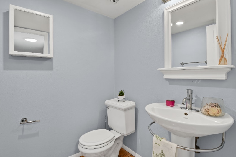 Building Photo - 8278 E Long Pl