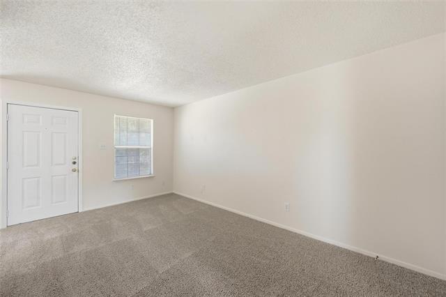 Building Photo - 504 Kings Way Dr