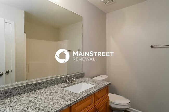 Building Photo - 6 Bedroom Pet-Friendly Home in Lithia Spri...