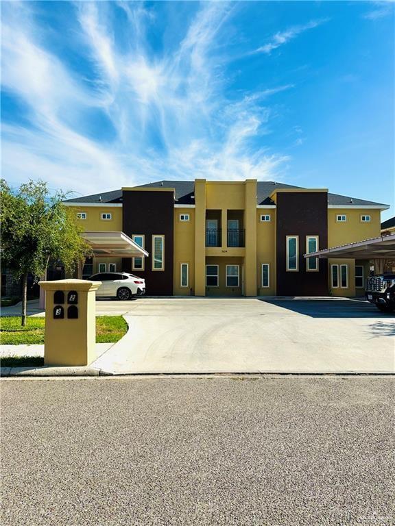 Primary Photo - 9 West Dr