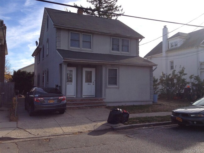Primary Photo - 22 Franklin St