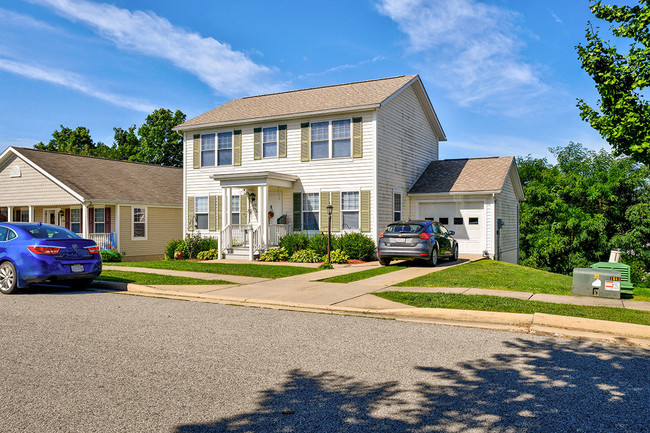 Building Photo - Ashburn Greene