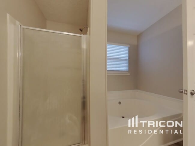 Building Photo - 203 Coldsprings Ct