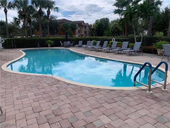 Building Photo - 15780 Portofino Springs Blvd