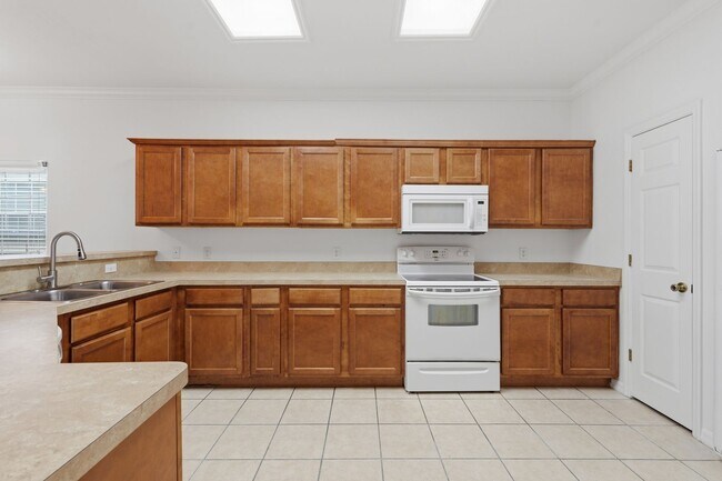 Building Photo - 1316 NW 120th Way