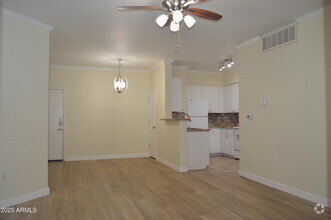 Building Photo - 1701 E Colter St