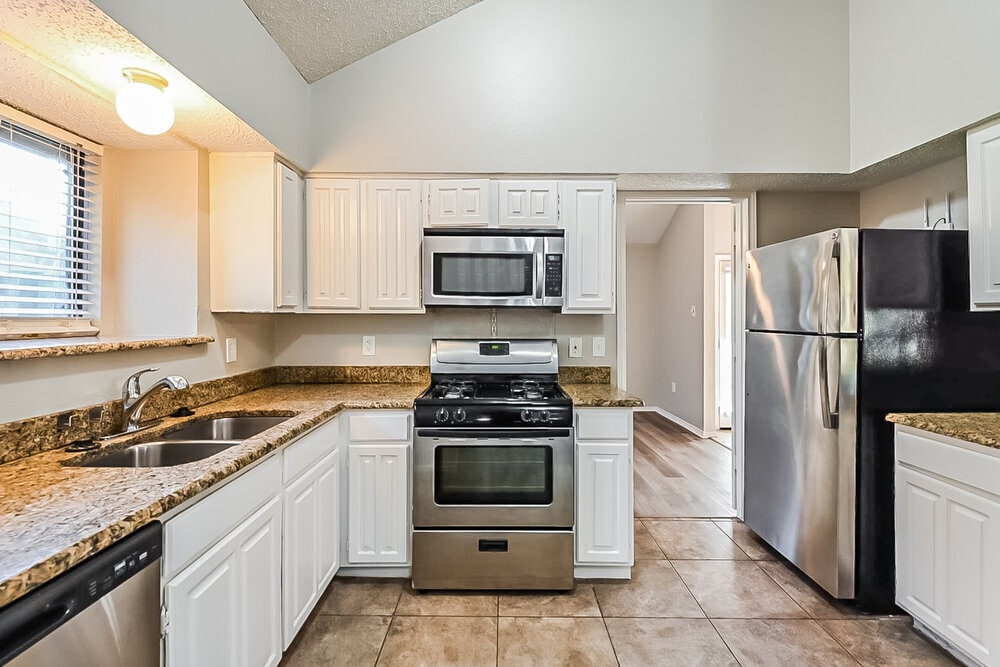 Building Photo - 5609 Winding Woods Trail