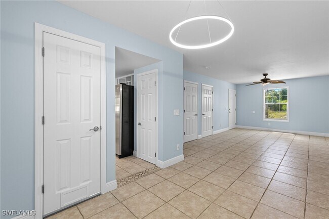 Building Photo - 3012 16th St W