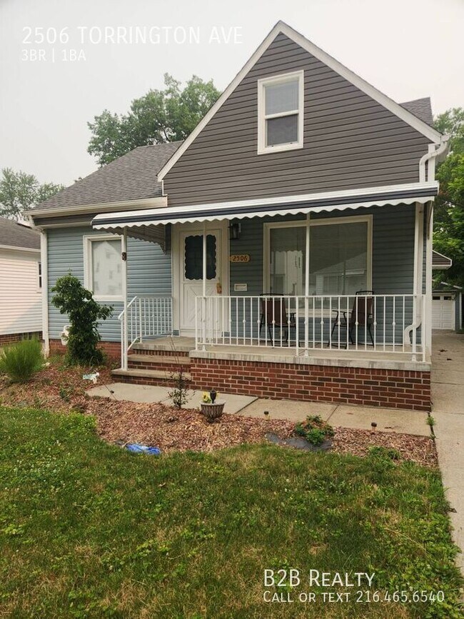 Building Photo - 2506 Torrington Ave