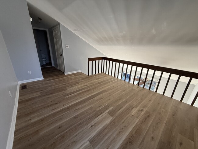 Building Photo - 505 63rd Ave N