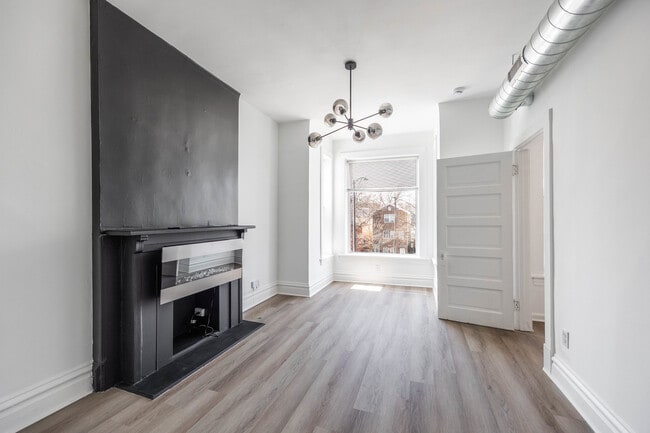 Building Photo - 1841 N Kedzie Ave