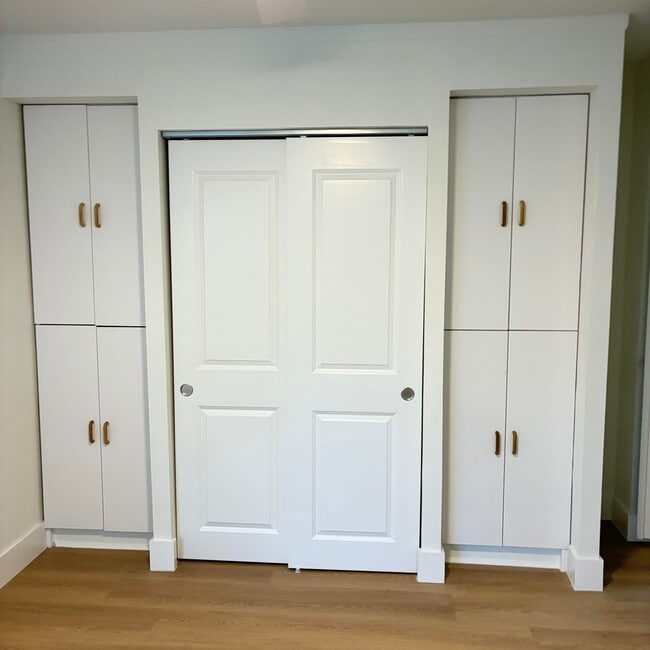 Building Photo - 3460 NW 47th Ave