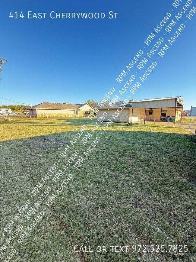 Building Photo - 414 E Cherry Wood Ln