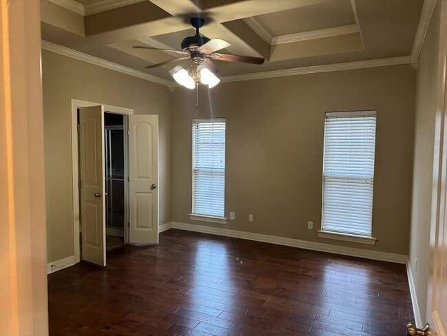 Building Photo - 508 Brompton Ln