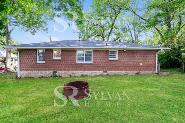 Building Photo - Life Just Got Better!