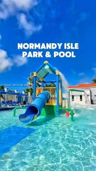 Building Photo - 1966 Biarritz Dr