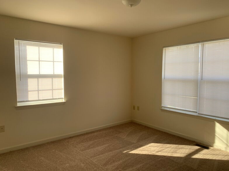 Bedroom 2 - 67 Brightwood Dr