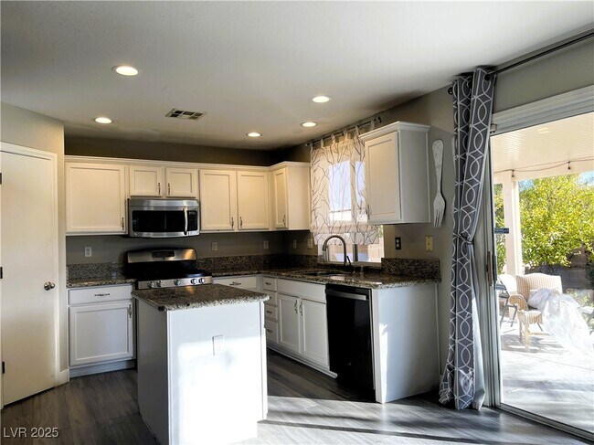 Building Photo - 10031 Candle Canyon Ct