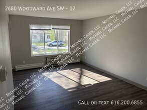 Building Photo - 2680 Woodward Ave SW