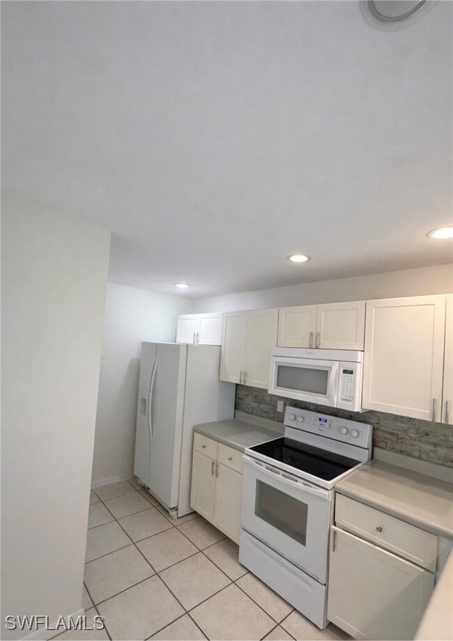 Building Photo - 1228 Commonwealth Cir