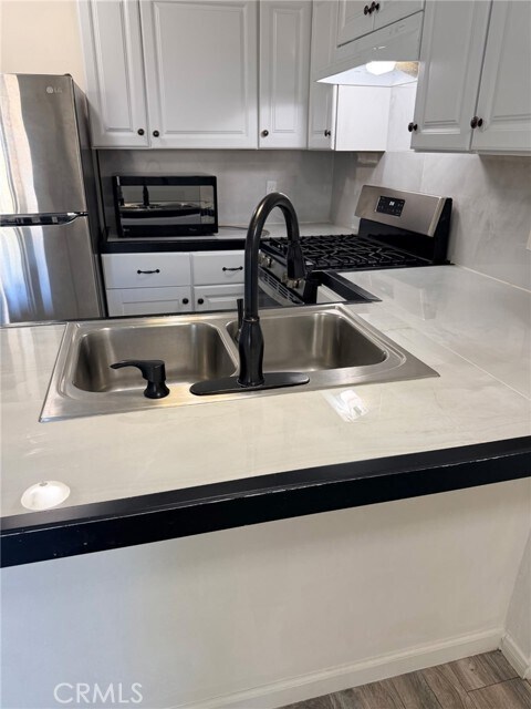 Building Photo - 2200 Cedro Ct
