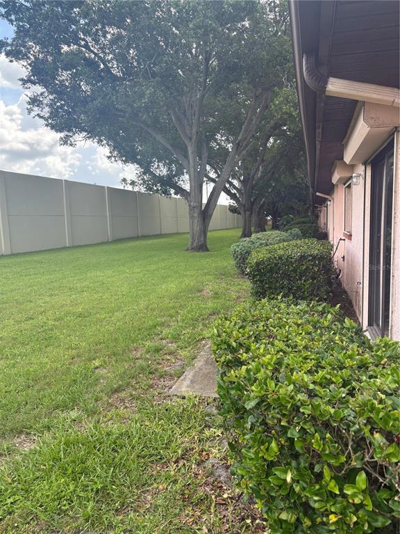 Building Photo - 13250 Ridge Rd