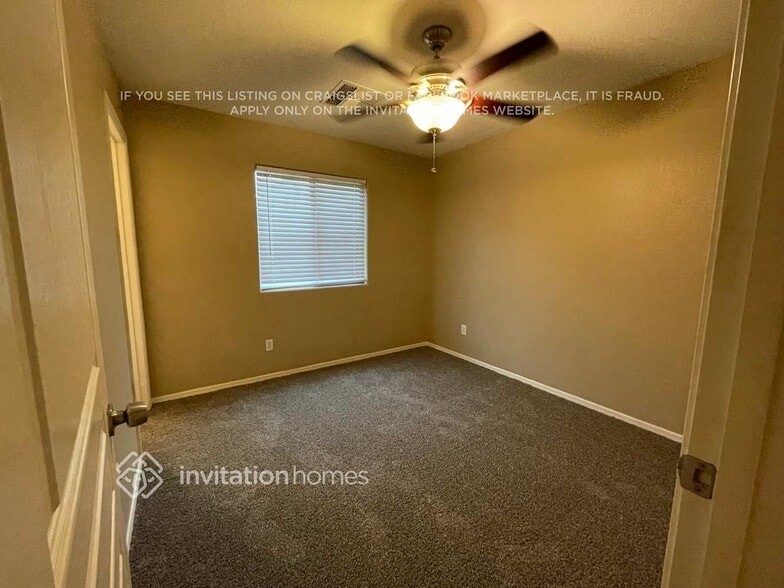 Building Photo - 451 S Hawes Rd