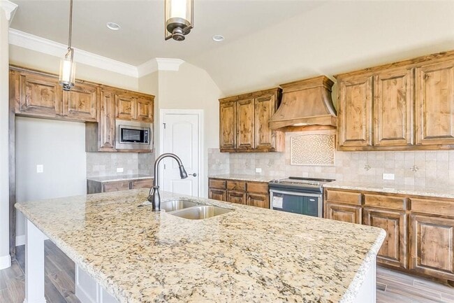 Building Photo - Beautiful Home in Abes Landing