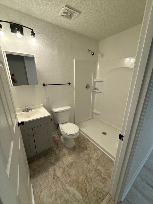 Building Photo - 1620 E Catalina St