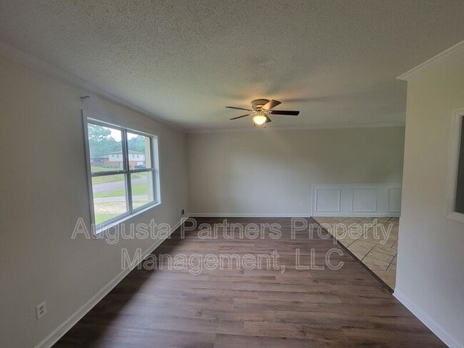 Building Photo - 3513 Wyevale Dr