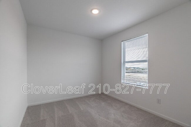 Building Photo - 8523 Loska Grn