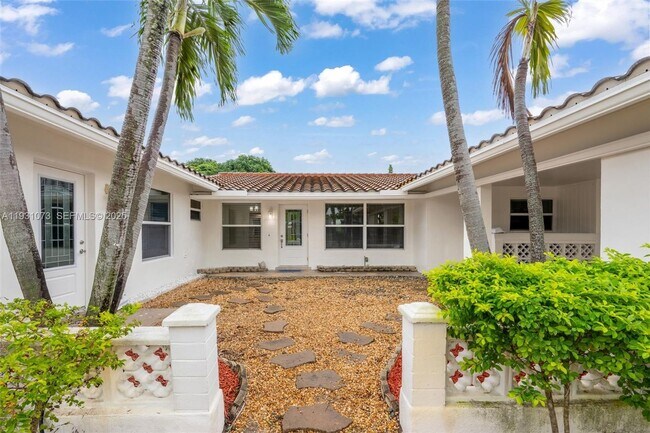 Building Photo - 5340-5342 NE 17th Terrace