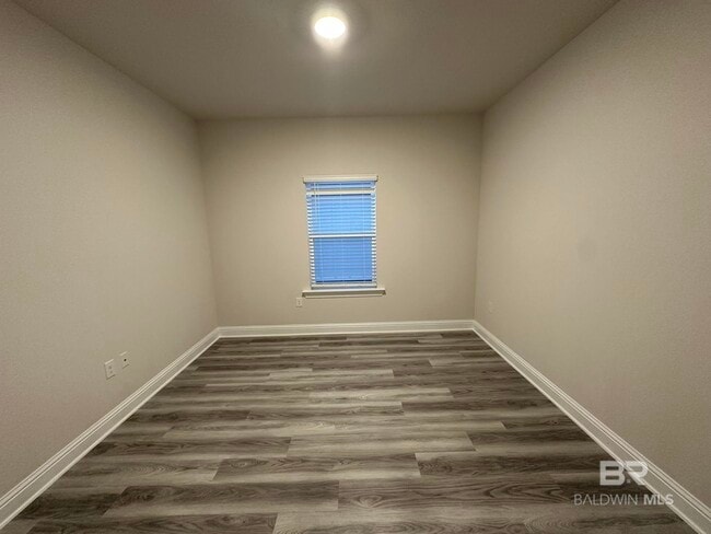 Building Photo - 146 Millet Ave