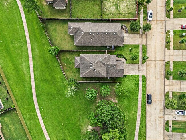 Building Photo - 22419 Brass Bell Dr