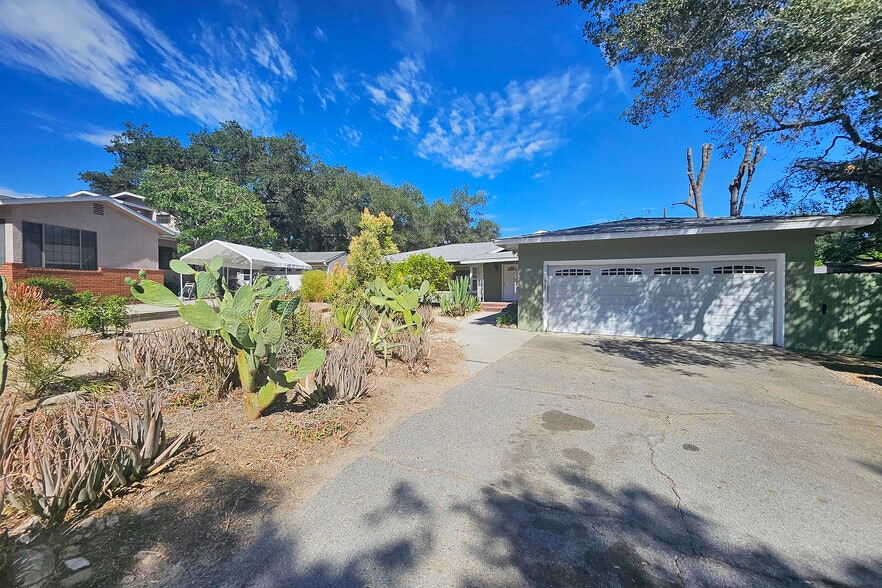 Building Photo - 3700 Glenwood Ave