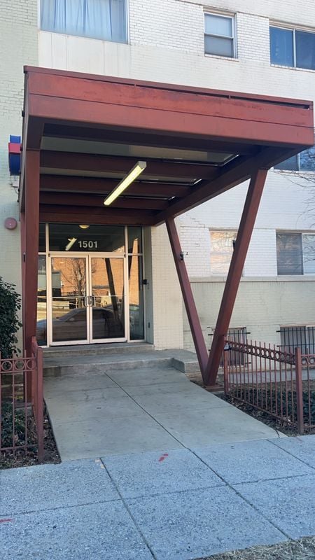 Building Photo - 1501 27th St SE