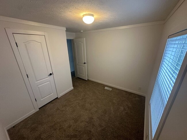 Building Photo - 5222 Greenwich Rd