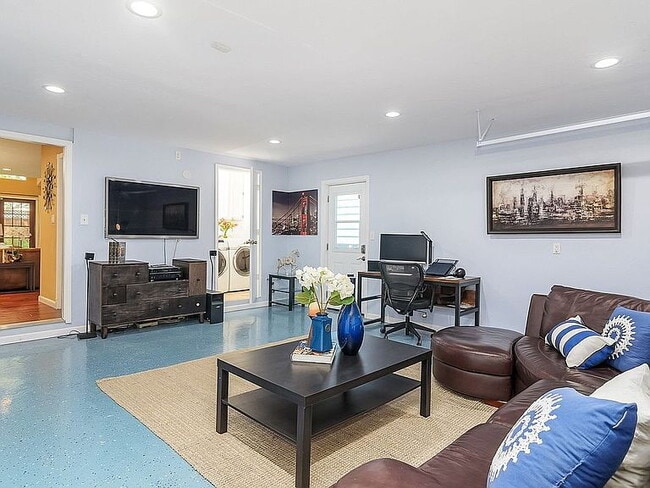 Building Photo - "Charming 4-Bedroom Retreat with 3 Full Baths in Pleasanton – 2,398 Sq Ft of Comfortable Living!"